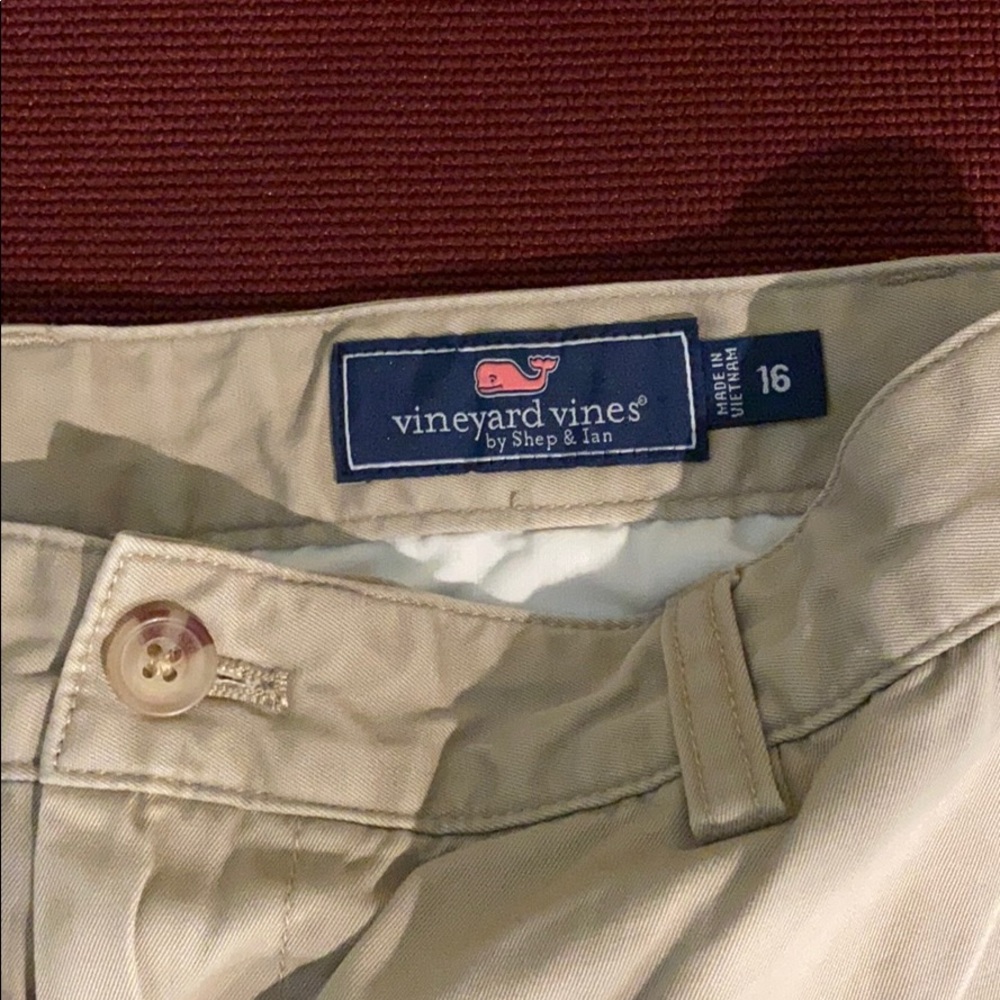 Vineyard Vines boys size 16 khaki pants